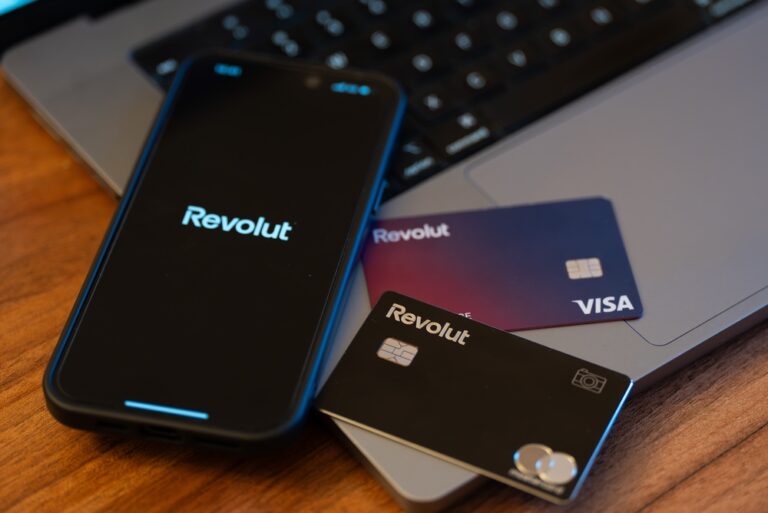 Revolut – komplett guide 2026: vad det är, om det är säkert och hur du skaffar kortet